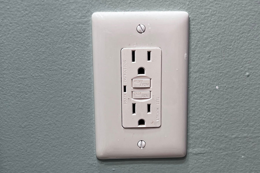 GFCI outlet installation service completed